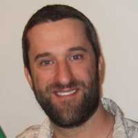 <p>Dustin Diamond is set to step into the ring with the Long Island &quot;Bagel Boss.&quot;</p>