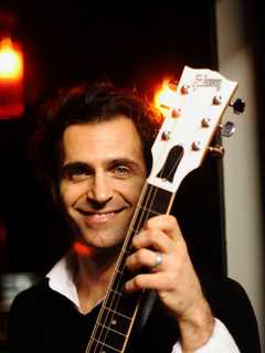 Guitar Master Dweezil Zappa Returns To Ridgefield Playhouse