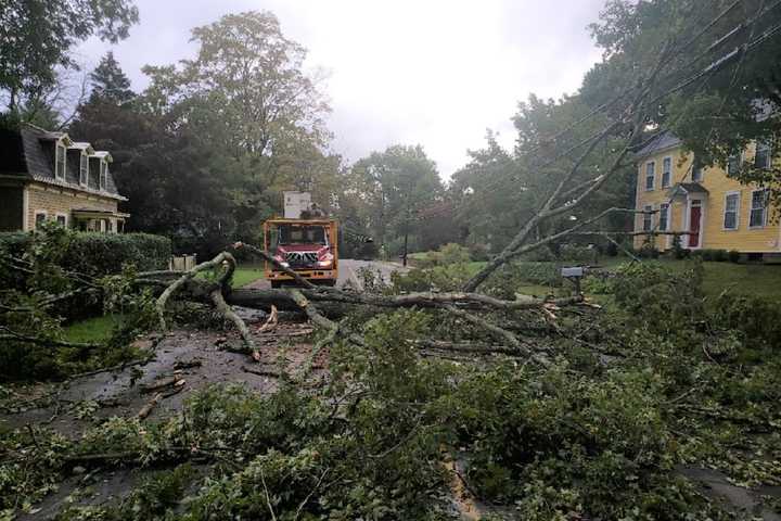 Ida Knocks Out Power To Thousands In Connecticut