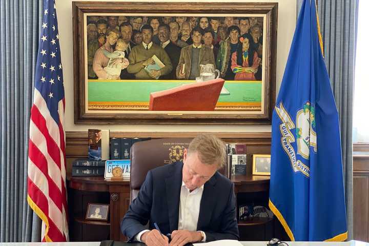 COVID-19: CT Lawmakers Approve Extension Of Lamont's Emergency Powers