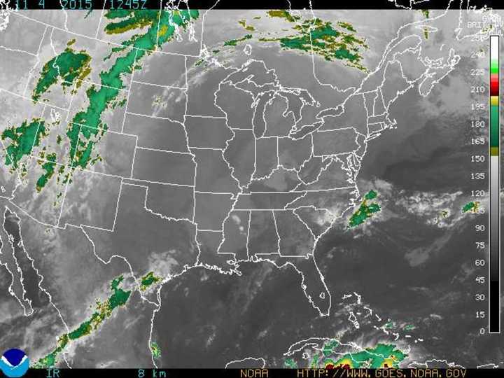 Rockland County residents can expect warmer temperatures through Saturday with just a slight chance of rain.