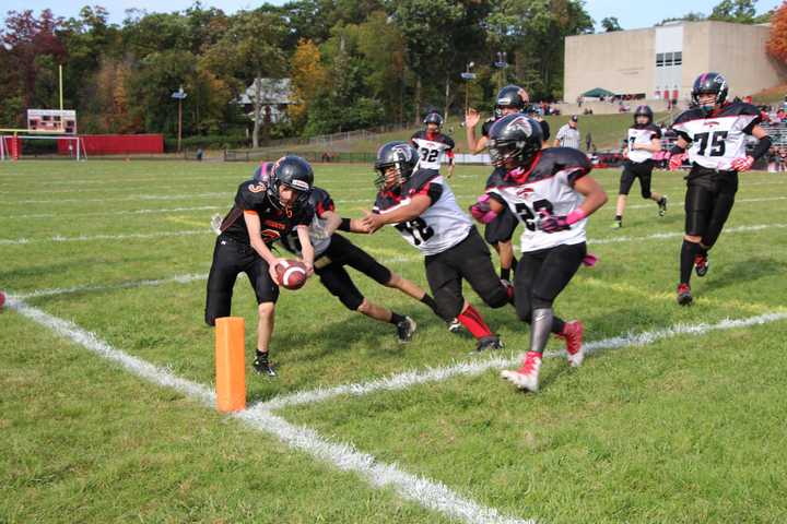 Senior Aviator quarterback Steven Faussette stretches for the end zone for Hasbrouck Heights&#x27; first score of the game.&#x27;