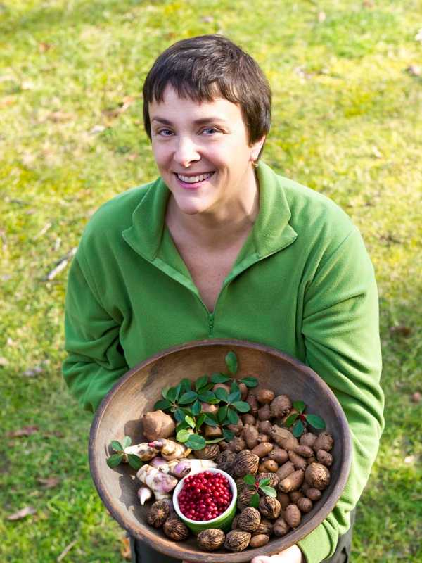 Lewisboro Land Trust Presents Program On Foraging In Your Own Backyard