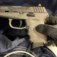 <p>Gun that TSA said was found in Newark Airport traveler&#x27;s carry-on bag.</p>