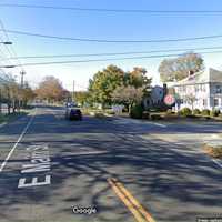 Police Search For Suspects Who Robbed Riverhead Man At Gunpoint