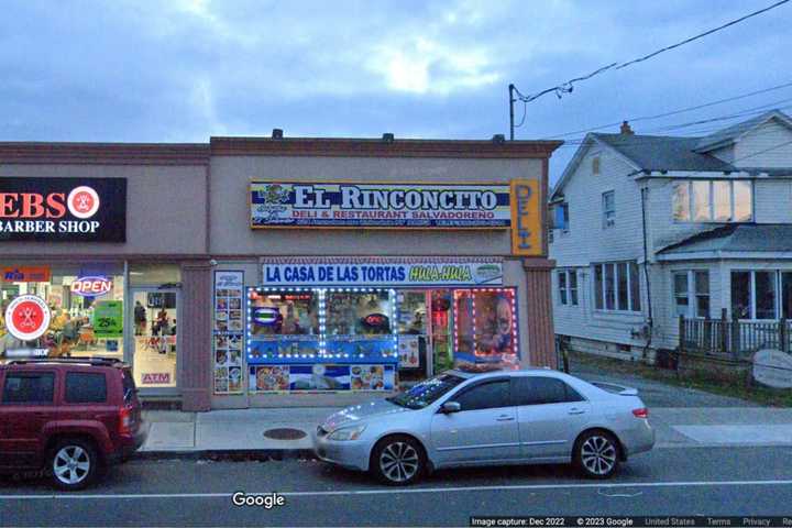 Burglars Smash Windows, Grab Cash From Long Island Deli