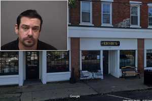 Man Accused Of Assaulting Victim At Darien Café, Police Say