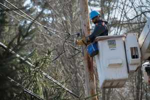 Wind Gusts Up To 50 MPH Knock Out Power In Hudson Valley