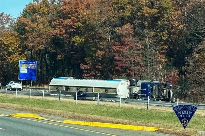 (Update) Tanker Truck Crash Causes Fuel Spill, Road Closure In Billerica: Police