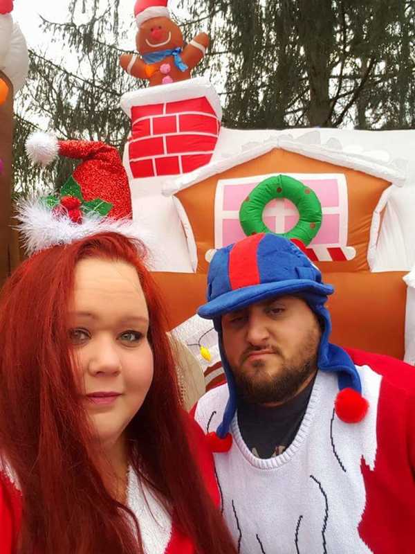 Santa Is Here: Wayne Couple Ramp It Up With Holiday Decor