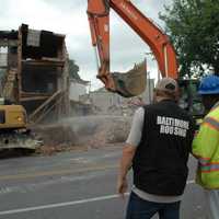 Baltimore Homes Demolished Due To Massive Sinkhole Leaving 9 Families Homeless