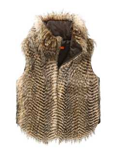 Rye Shoppers Said To Have Faux Fur Fever, Crave Cashmere 