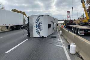 Traffic Tied Up By Overturned Trailer Involved In Multi-Vehicle Fredericksburg Crash