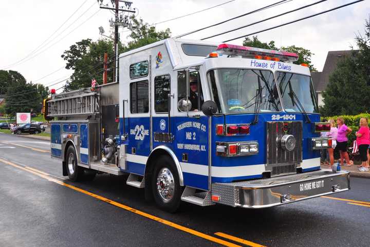 Fully Involved Blaze Breaks Out At Two-Story House In Tomkins Cove