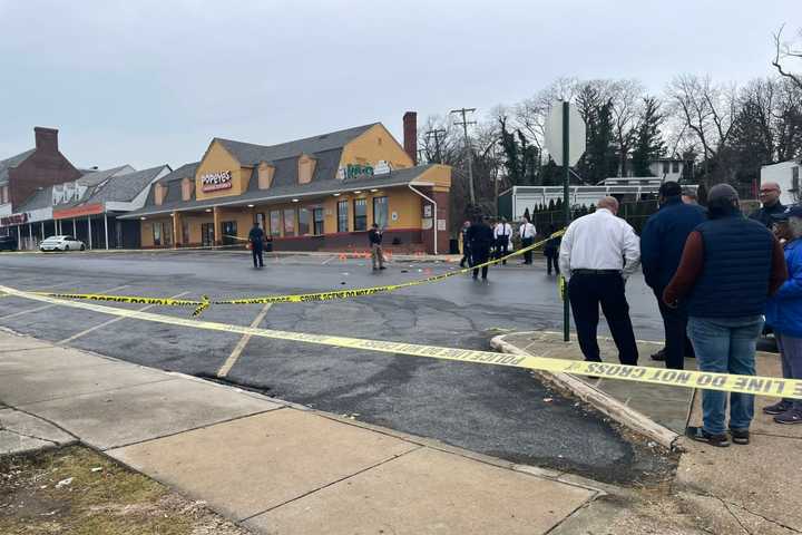 Maryland High School Students Shot, One Killed During Popeyes Lunch Break