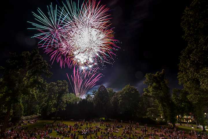 Don't Miss These July 4th Fireworks Spectaculars In Bergen County