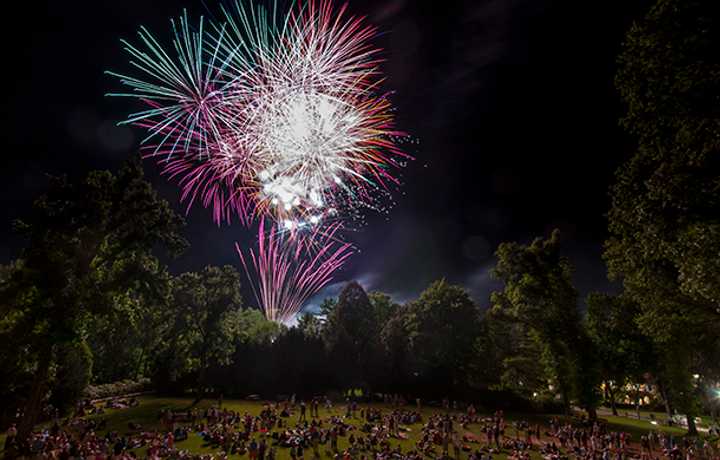 Here&#x27;s where you can see fireworks in Bergen County on the Fourth of July.