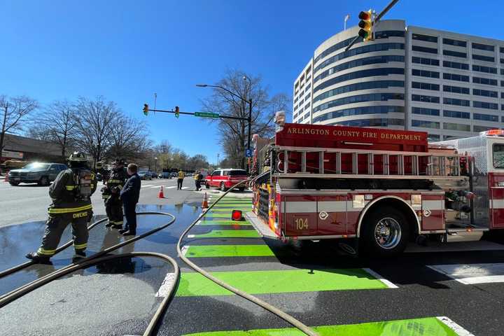 Large Gas Leak Shuts Down Roads, I-66 Ramps In Arlington (DEVELOPING)