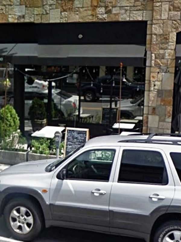 Shop Downtown Pelham For The Holidays, Enjoy Free Parking
