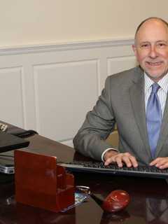Shelton's Outgoing School Superintendent Exits With Thanks