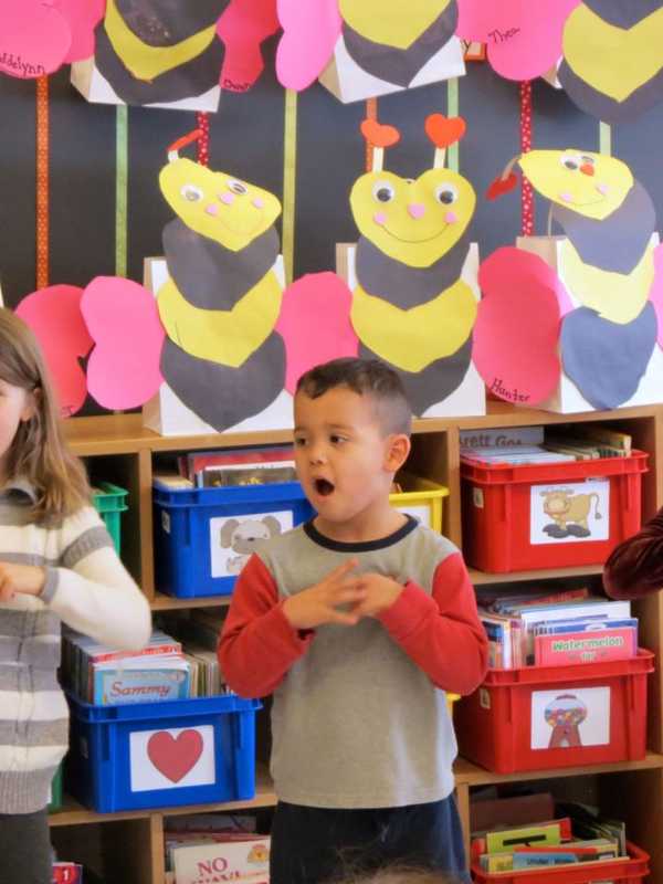 Increase Miller Kindergarten Students Perform 'Froggy's First Kiss'