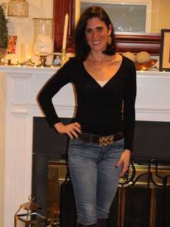 Unsure What To Tip For The Holidays? Mamaroneck Expert Offers Advice
