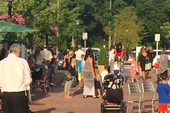 Celebrate 'Last Blast Of Summer' Event With The Armonk Chamber