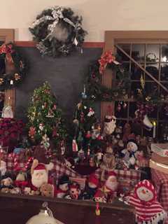 Buy Gifts, Home Decor, Wreaths & More At Monroe Historical Society's Fair