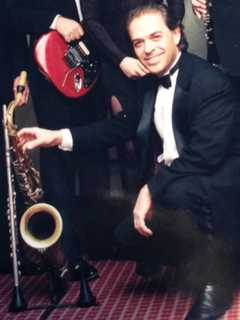 Accordionist, Pianist, Singer To Perform At Ridgefield Congregation