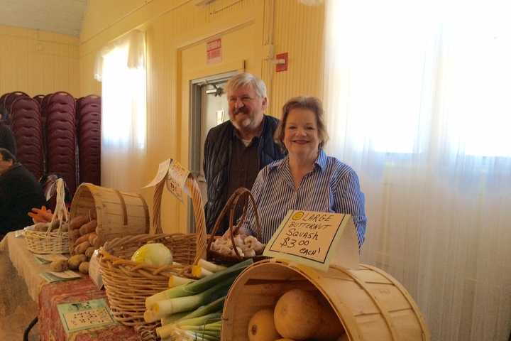 Southport Farmers Market Offers Taste of Summer This Winter