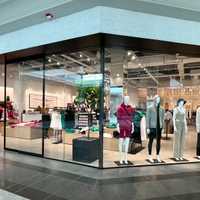 Alo Yoga Opens New Store In White Plains