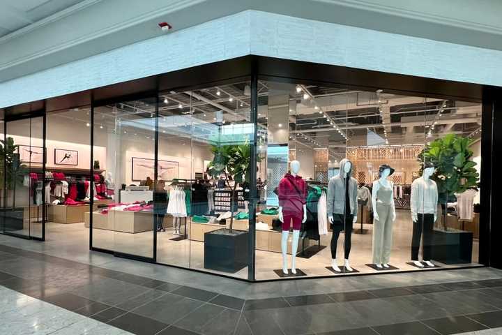 Alo Yoga Opens New Store In White Plains