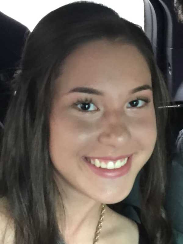 Westwood Teen Turns To Blogging After Diabetes Diagnosis