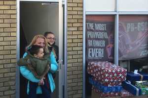 Bergen County Moms Surprise East Rutherford Family With Christmas Cheer