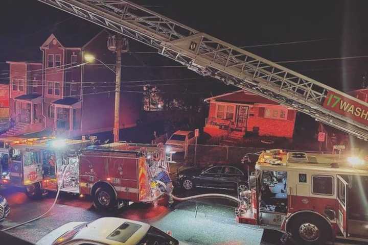 Apartment Fire Displaces 21 Overnight In Southeast DC