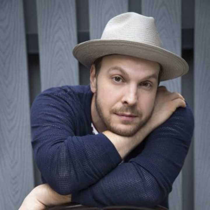 Gavin DeGraw will perform at a benefit for Greenwich Hospital in June.