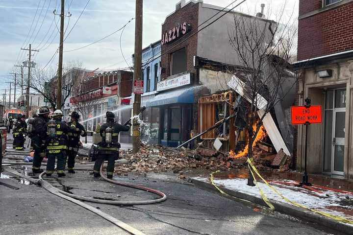 Gas Explosion Rocks Southeast DC; Building Collapses (UPDATED)