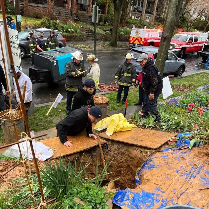 The scene of the trench rescue in Northwest DC.