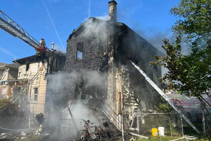 Three Northeast DC Homes Damaged By Fast-Moving Two-Alarm Fire (VIDEOS)