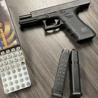 <p>Little Ferry police said they found a 9mm Glock handgun in a locked box in the trunk, as well as two 16-found magazines with 10 rounds in each and a 9mm hollow-point bullet box filled with 30 rounds.</p>