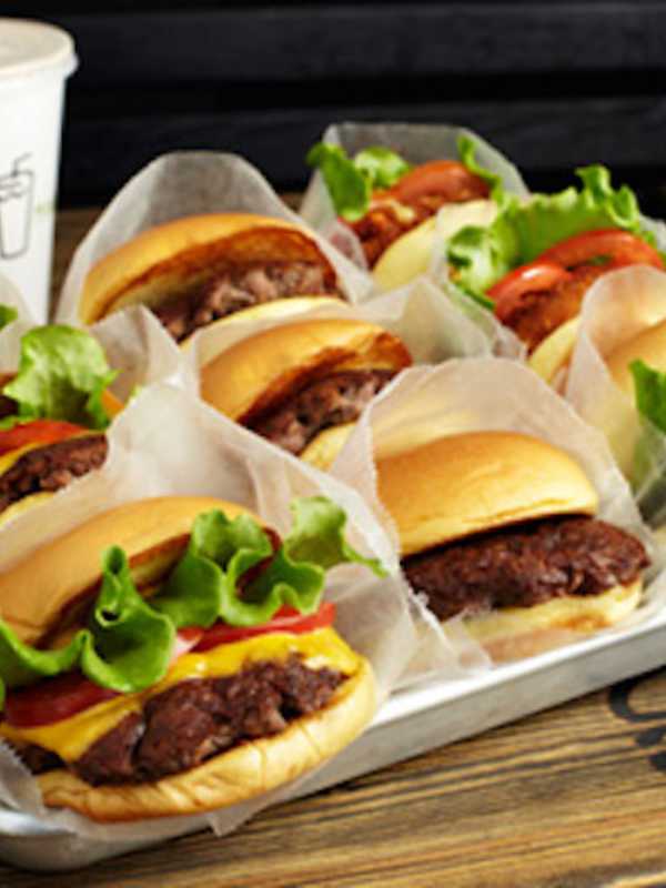 Shake Shack To Open By December, Darien Landowner Says