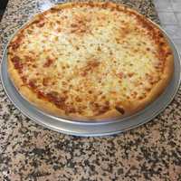 Long Island Eatery Gets High Marks For Its Tasty Sauce, Classic Italian Staples