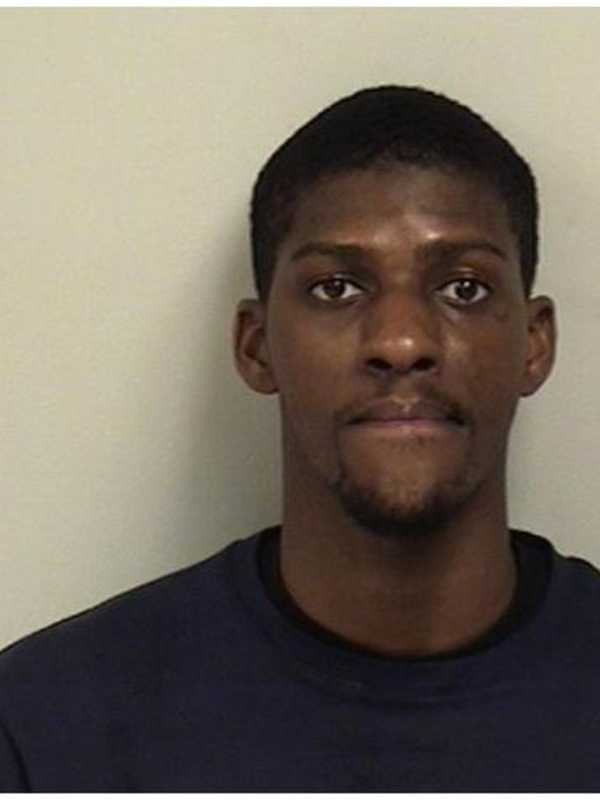 Two Charged In Credit Card Scam In Westport