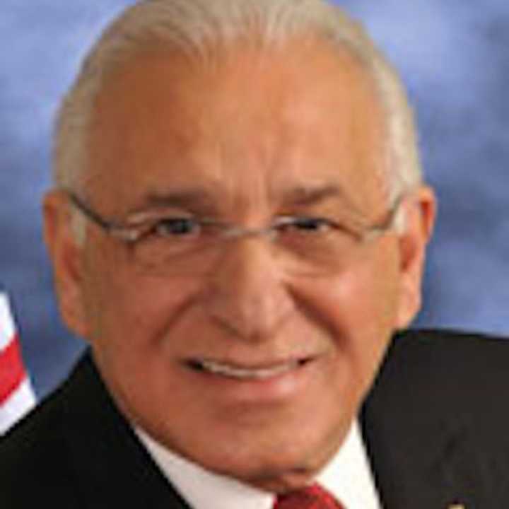 Lyndhurst Mayor Robert Giangeruso