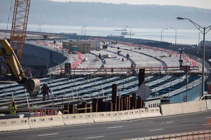 The new road deck begins to take shape at the Tappan Zee Bridge.