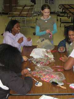 Volunteers Needed To Wrap Gifts In Hackensack For Those In Need