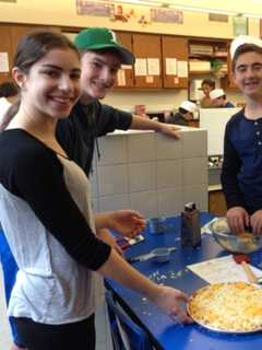 Irvington Eighth-Graders Apply Math, Science Skills While Making Pizza