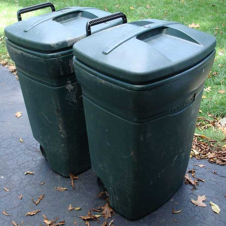 Garbage collection will be picked up once a week from October through March for all Franklin Lakes residents.