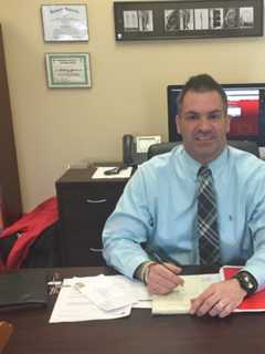 Superintendent Speaks At Elmwood Park Homeowners Meeting