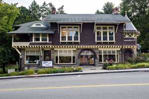 Wappingers Falls' Grinnell Library Closing Early For Holiday